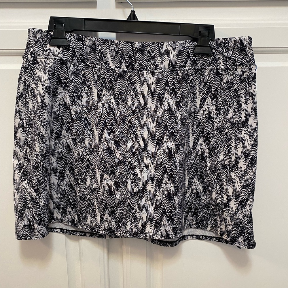 Tranquility Colorado Clothing Black White Print Skort Athletic Women’s Size L